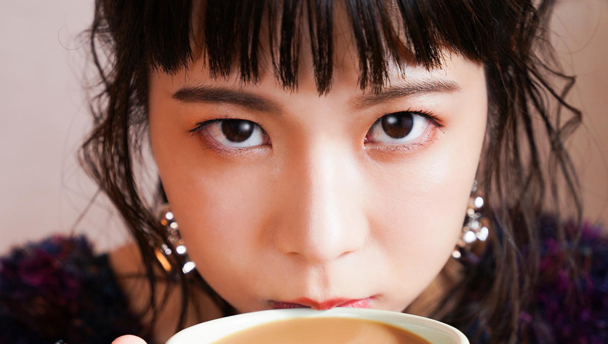 井上紗矢香の歌と言葉に耳を傾ける | BIG UP!zine